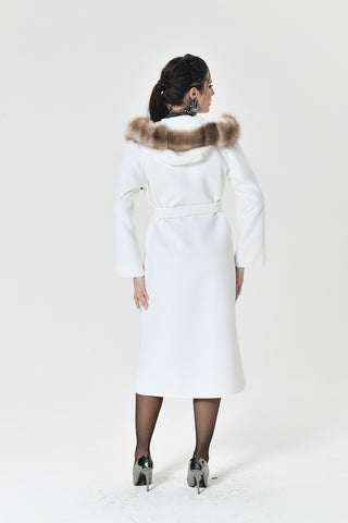 cashmere-hood-side-white-fur-coat
